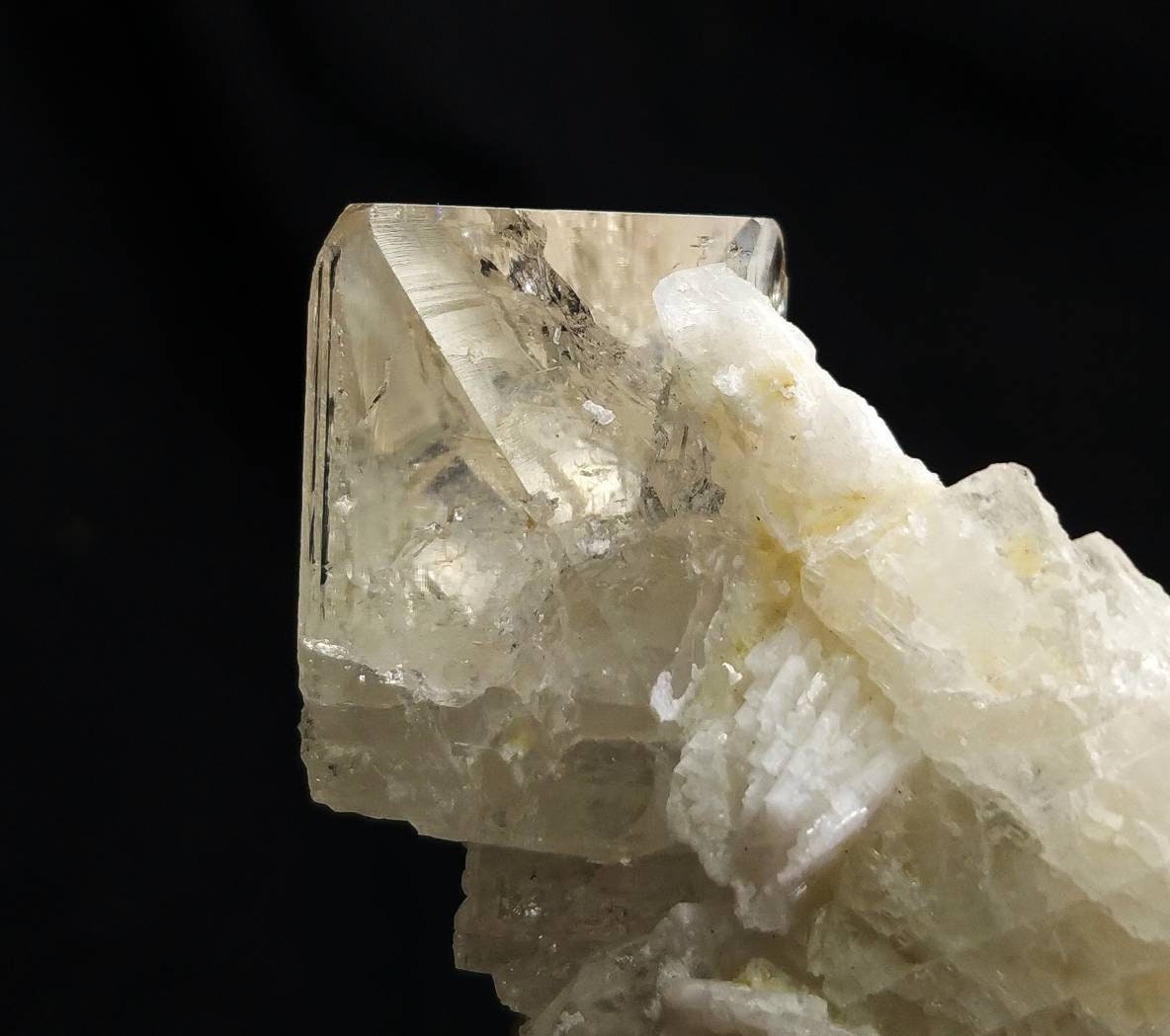 ARSAA GEMS AND MINERALSNatural fine quality aesthetic 68.8 grams beautiful combo of clear terminated quartz with clear terminated topaz on matrix with albite - Premium  from ARSAA GEMS AND MINERALS - Just $100.00! Shop now at ARSAA GEMS AND MINERALS