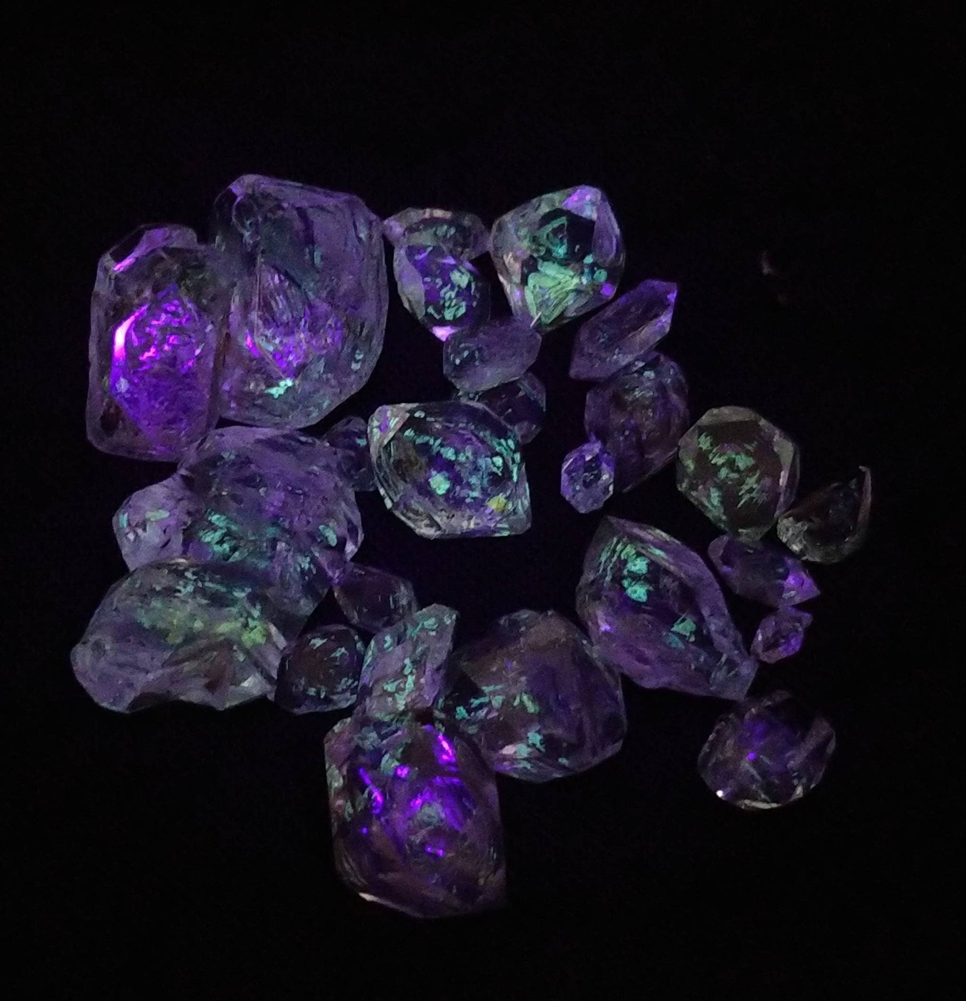 ARSAA GEMS AND MINERALSNatural top quality beautiful 25 grams small lot of double terminated petroleum Quartz crystals - Premium  from ARSAA GEMS AND MINERALS - Just $150.00! Shop now at ARSAA GEMS AND MINERALS