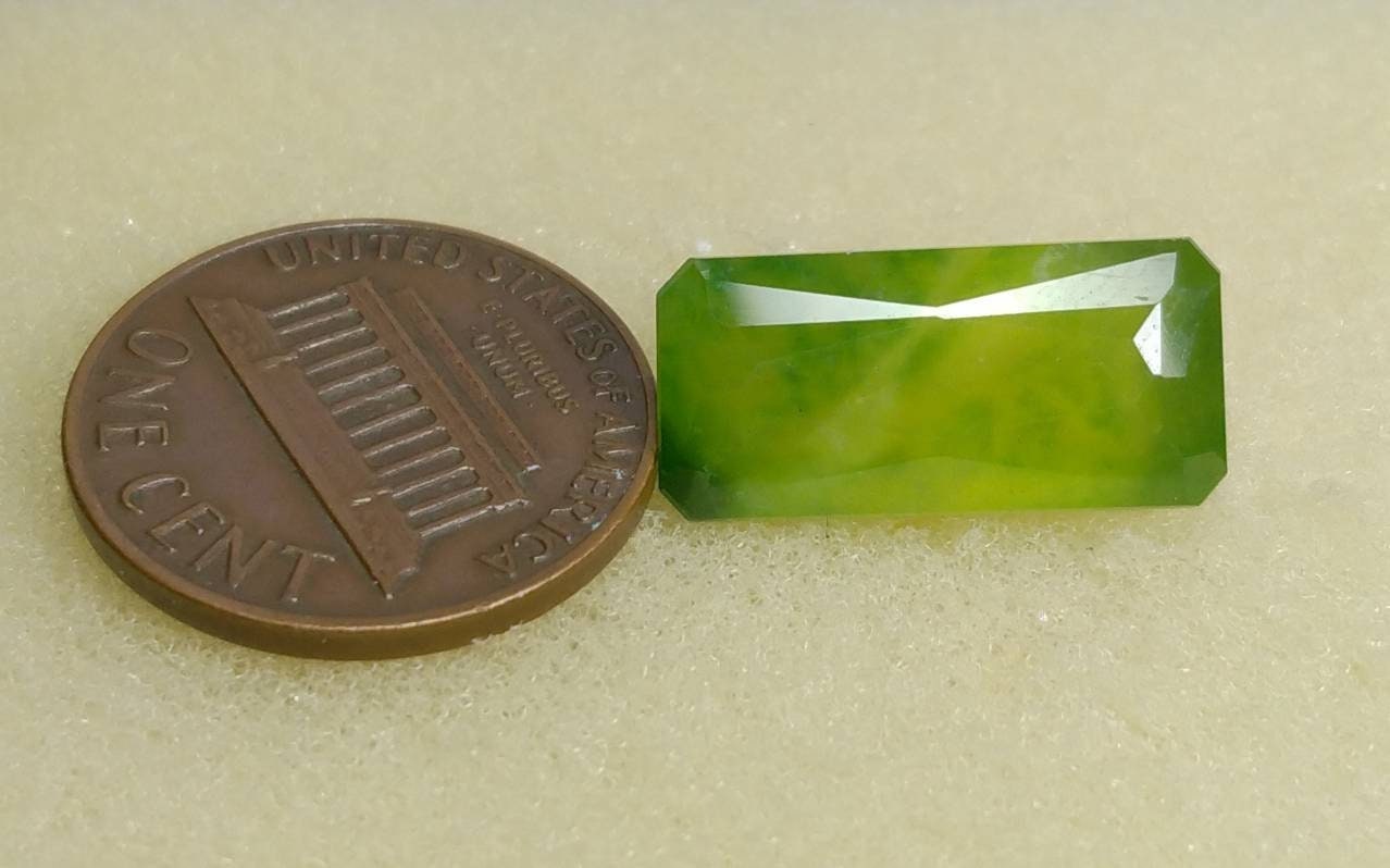 ARSAA GEMS AND MINERALSNatural good quality beautiful 10 carats radiant shape Faceted hydrograssular green garnet gem - Premium  from ARSAA GEMS AND MINERALS - Just $20.00! Shop now at ARSAA GEMS AND MINERALS