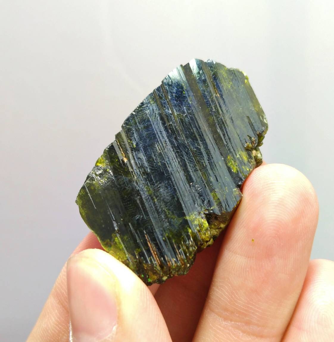 ARSAA GEMS AND MINERALSNatural aesthetic Beautiful 26 grams perfectly terminated green epidote crystal - Premium  from ARSAA GEMS AND MINERALS - Just $90.00! Shop now at ARSAA GEMS AND MINERALS