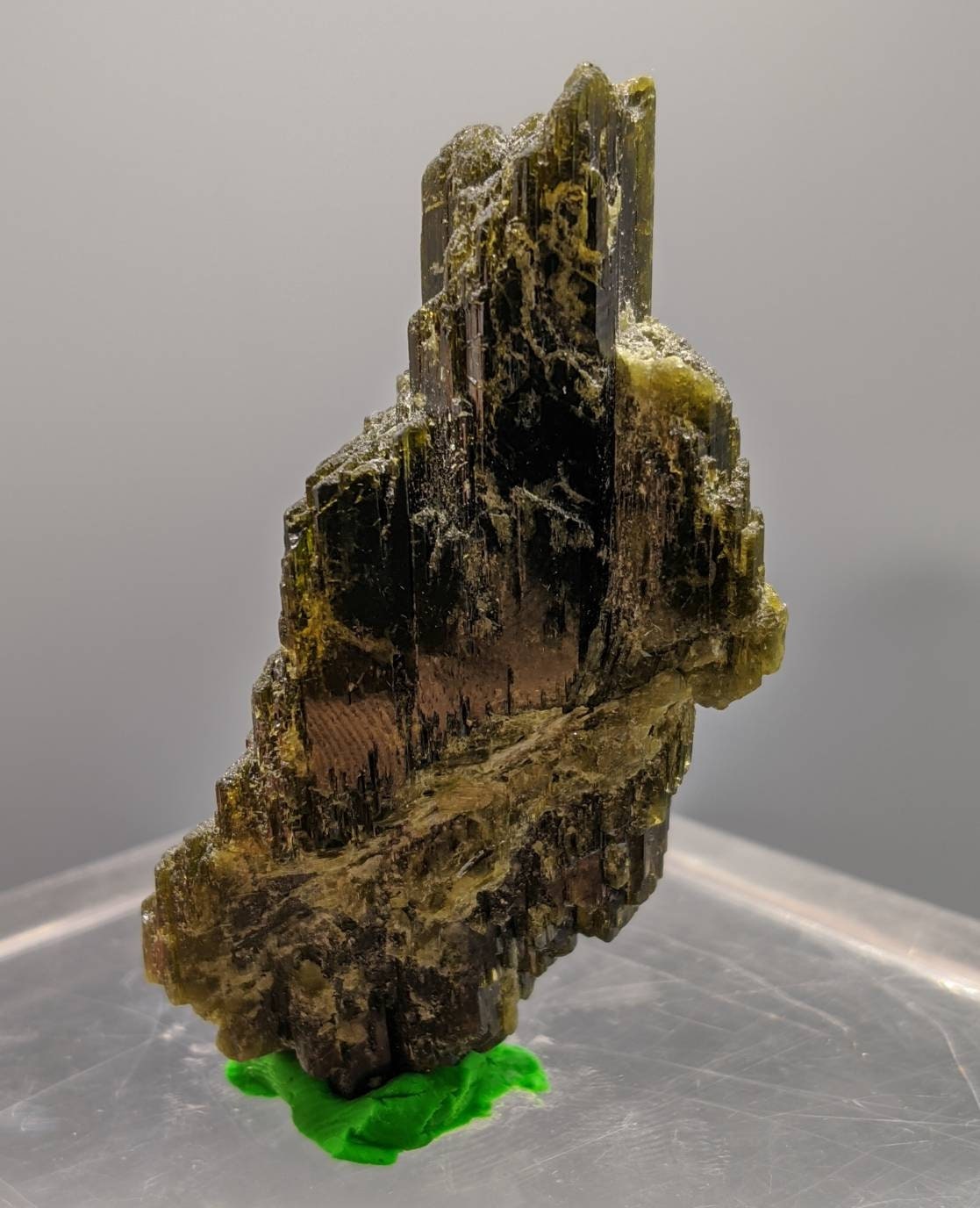 ARSAA GEMS AND MINERALSNatural aesthetic 26.8 gram Beautiful green epidote crystal from KP Pakistan - Premium  from ARSAA GEMS AND MINERALS - Just $35.00! Shop now at ARSAA GEMS AND MINERALS