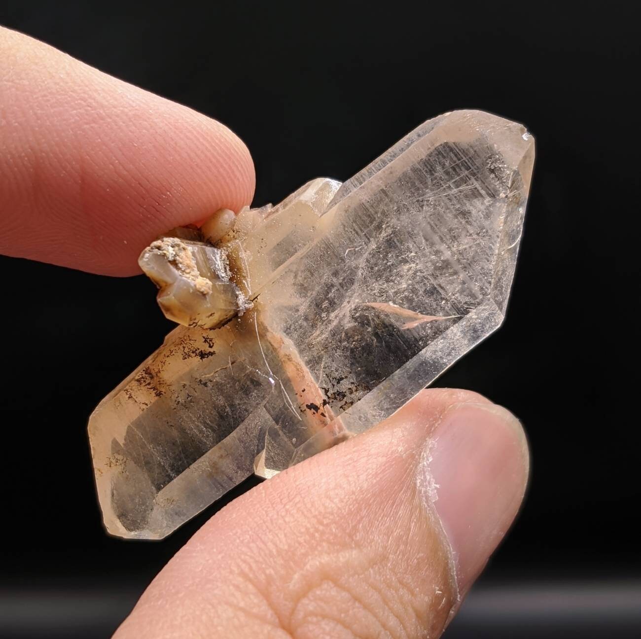 ARSAA GEMS AND MINERALSNatural fine quality beautiful 8.1 grams Faden amphibole Quartz crystal - Premium  from ARSAA GEMS AND MINERALS - Just $20.00! Shop now at ARSAA GEMS AND MINERALS