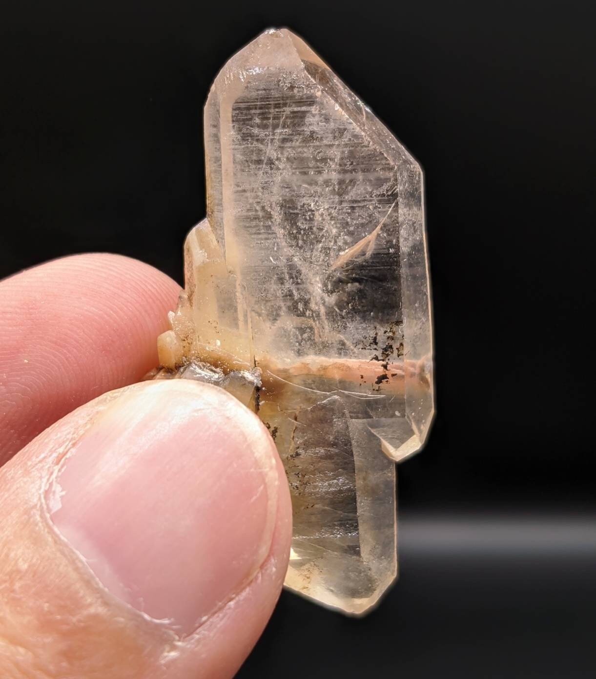 ARSAA GEMS AND MINERALSNatural fine quality beautiful 8.1 grams Faden amphibole Quartz crystal - Premium  from ARSAA GEMS AND MINERALS - Just $20.00! Shop now at ARSAA GEMS AND MINERALS